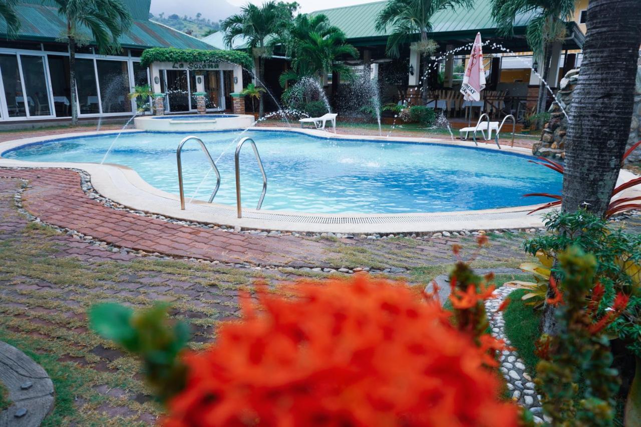 La Solana Suites And Resorts By Cocotel Puerto Galera Bagian luar foto
