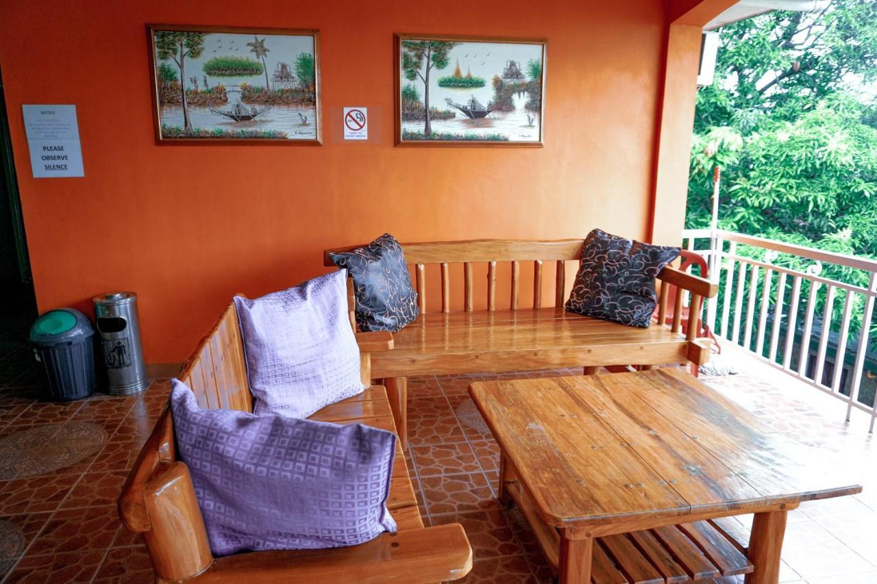 La Solana Suites And Resorts By Cocotel Puerto Galera Bagian luar foto